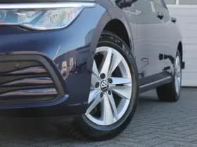 Volkswagen Golf thumbnail 38