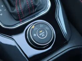 Volkswagen T-Roc thumbnail 34