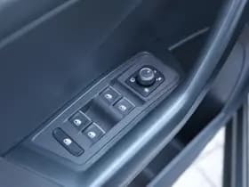 Volkswagen T-Roc thumbnail 35