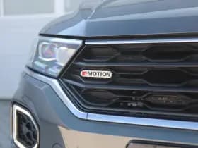 Volkswagen T-Roc thumbnail 9