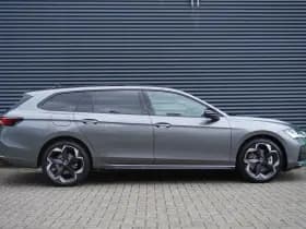 Škoda Superb thumbnail 3