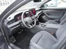 Škoda Superb thumbnail 4
