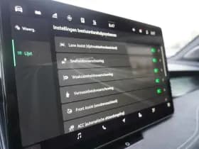 Škoda Superb thumbnail 38