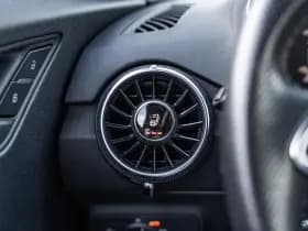 Audi TT thumbnail 35