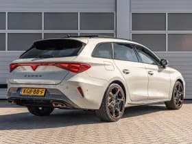 CUPRA Leon Sportstourer thumbnail 2
