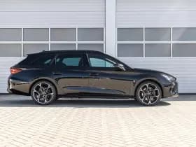 CUPRA Leon Sportstourer thumbnail 3