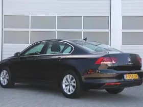 Volkswagen Passat thumbnail 11
