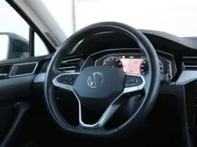 Volkswagen Passat thumbnail 19