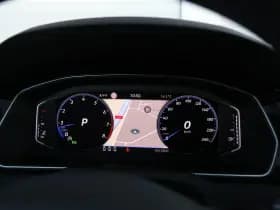 Volkswagen Passat thumbnail 20