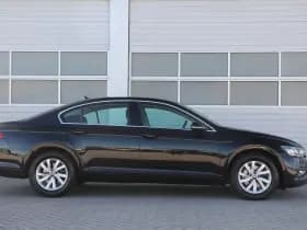 Volkswagen Passat thumbnail 3