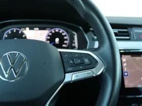 Volkswagen Passat thumbnail 22