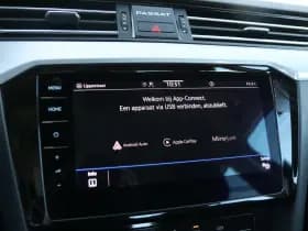 Volkswagen Passat thumbnail 24