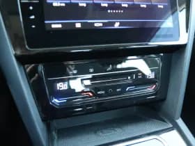 Volkswagen Passat thumbnail 26