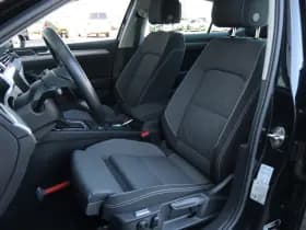 Volkswagen Passat thumbnail 4