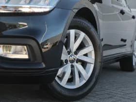 Volkswagen Passat thumbnail 36