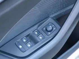 Škoda Octavia thumbnail 32