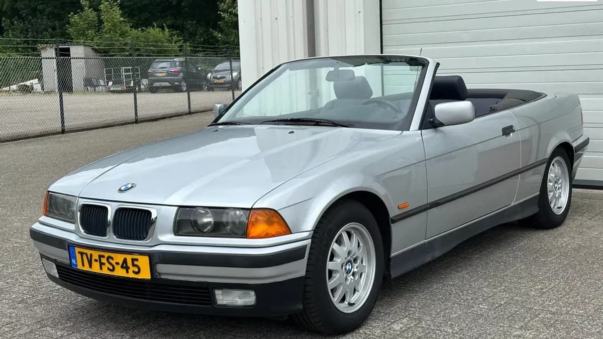 BMW 3 Serie Cabrio 320i Executive Aut 6 Cilinder, Climate, Cruise, Leer, NAP ! — foto 1