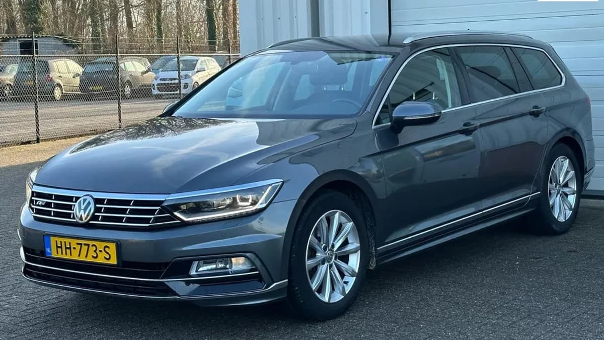 Volkswagen Passat Variant 1.4 TSI ACT Highline R-Line, Climate, Adaptieve Cruise, Navi, Massage, Voll Opties ! — foto 1