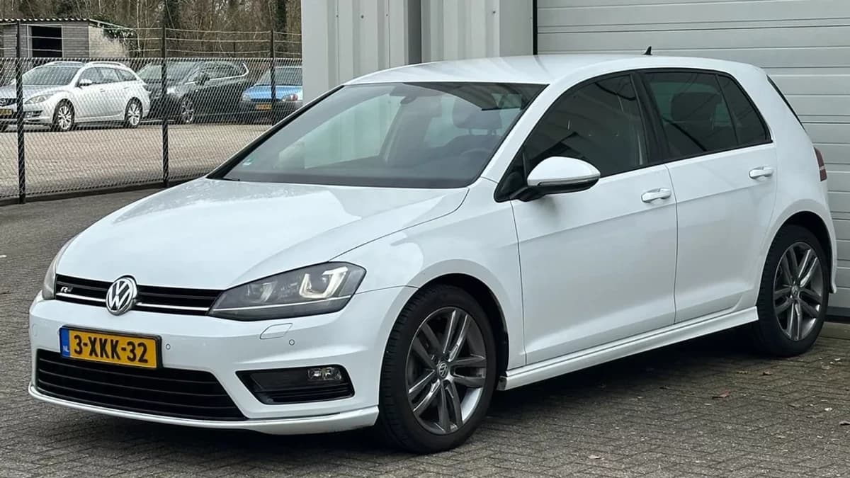 Volkswagen Golf 1.2 TSI Highline 3x R-Line, Xenon, Climate, Cruise, NAP, 1e Eigenaar ! — foto 1