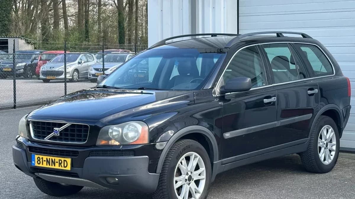 Volvo XC90 — foto 1