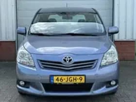 Toyota Verso thumbnail 2