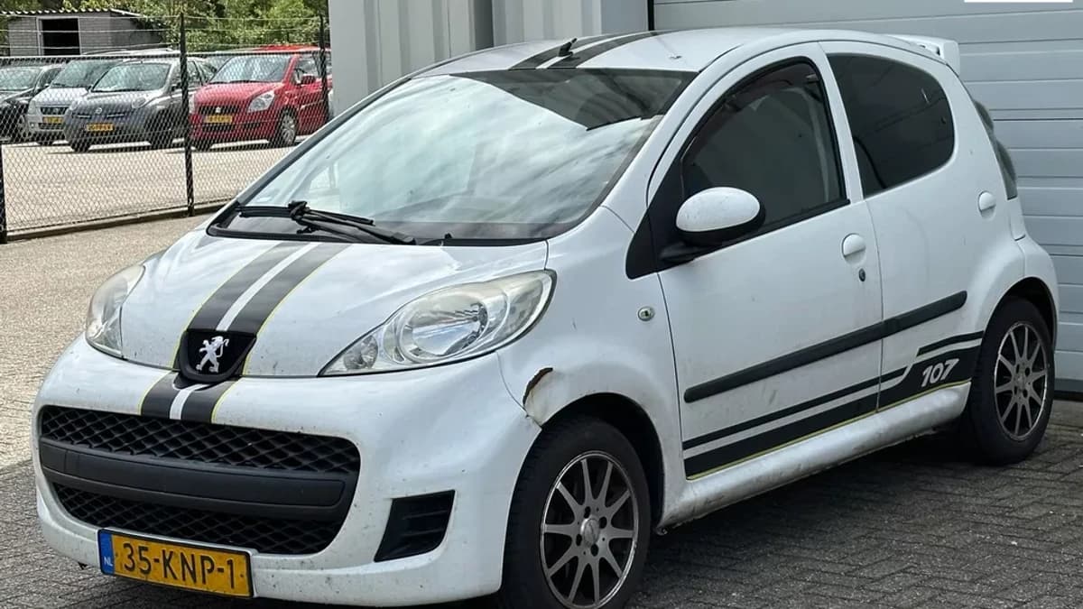 Peugeot 107 — foto 1