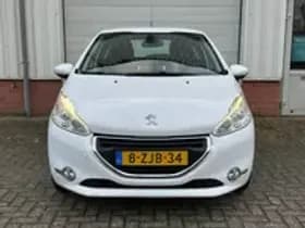 Peugeot 208 thumbnail 2