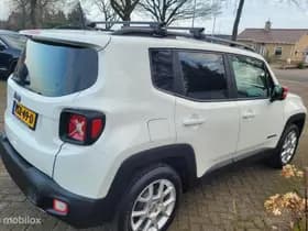 Jeep Renegade thumbnail 6