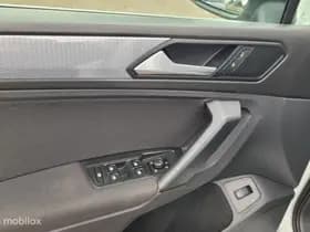 Volkswagen Tiguan thumbnail 11