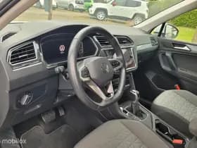 Volkswagen Tiguan thumbnail 12