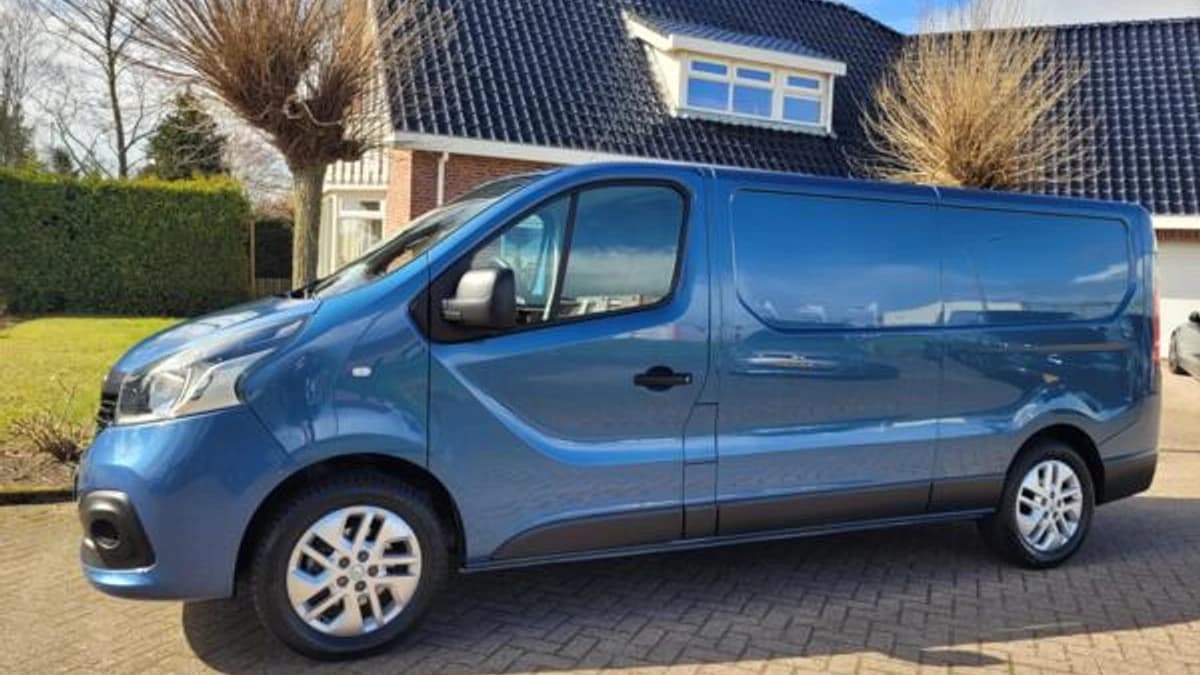 Renault Trafic — foto 1