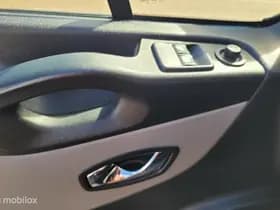 Renault Trafic thumbnail 10