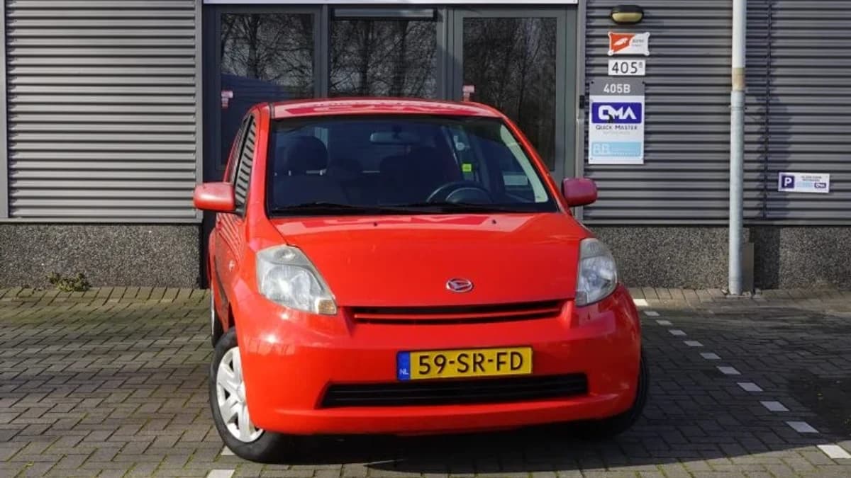 Daihatsu Sirion 2 — foto 1