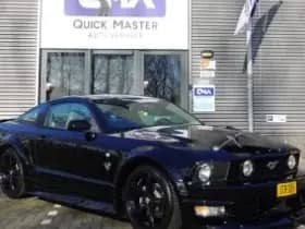 Ford MUSTANG thumbnail 2