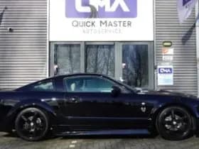 Ford MUSTANG thumbnail 3