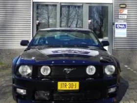 Ford MUSTANG thumbnail 4