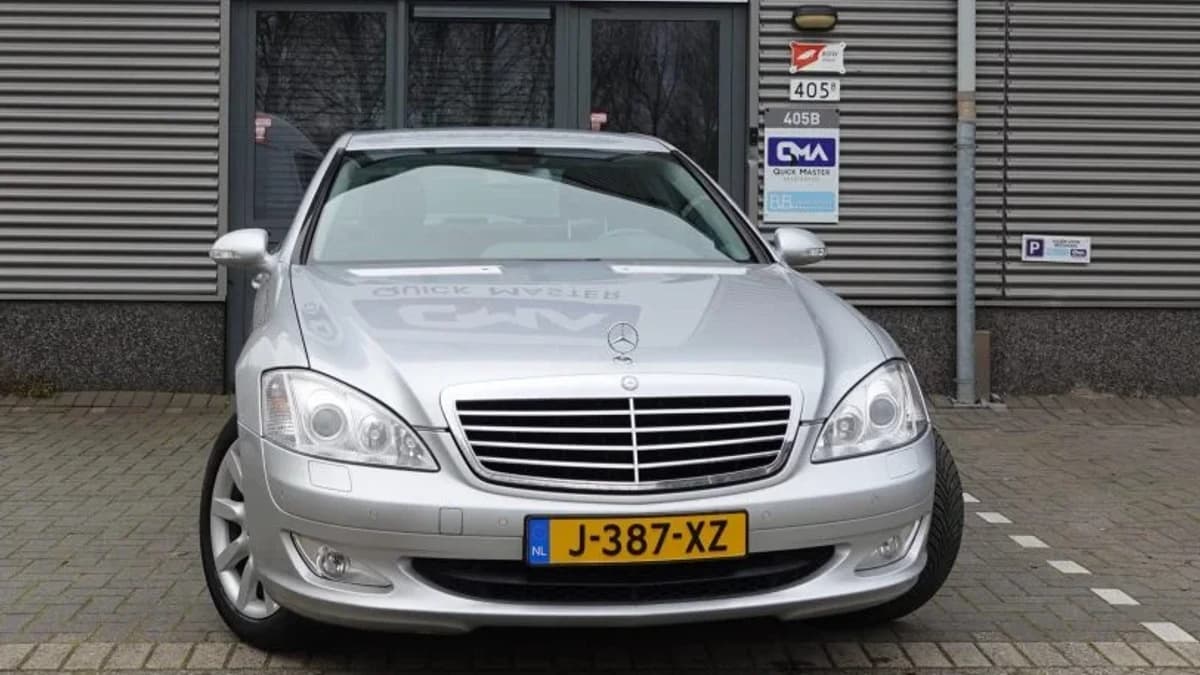 Mercedes-Benz Mercedes-Benz — foto 1