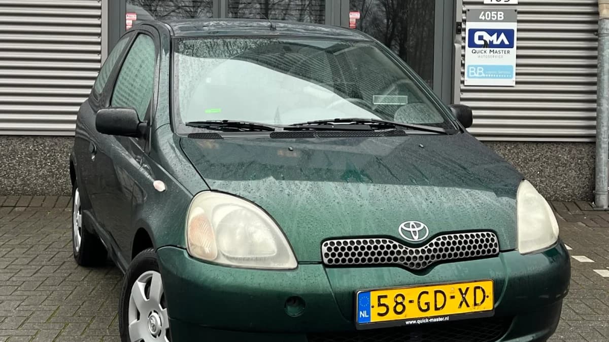 Toyota Yaris — foto 1
