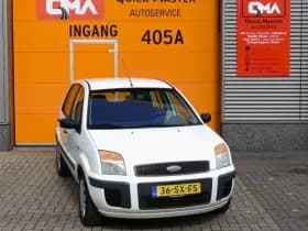 Volkswagen Touran thumbnail 6