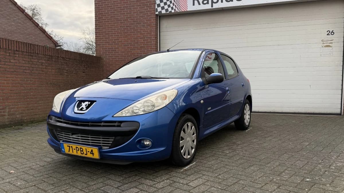 Peugeot 206+ — foto 1