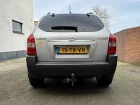 Hyundai Tucson thumbnail 4