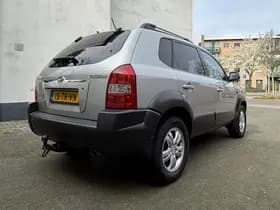 Hyundai Tucson thumbnail 5