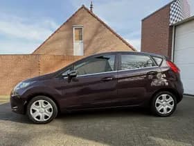 Ford Fiesta thumbnail 2
