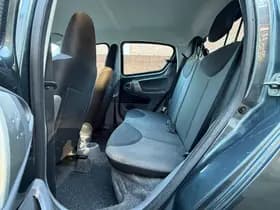 Toyota Aygo thumbnail 11