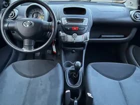 Toyota Aygo thumbnail 12