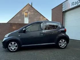 Toyota Aygo thumbnail 3