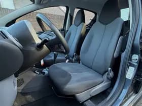 Toyota Aygo thumbnail 9