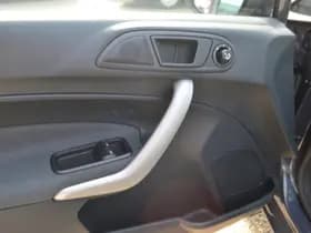 Ford Fiesta thumbnail 21