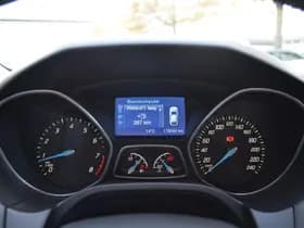 Ford Wagon thumbnail 18