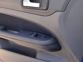 Ford Wagon thumbnail 20